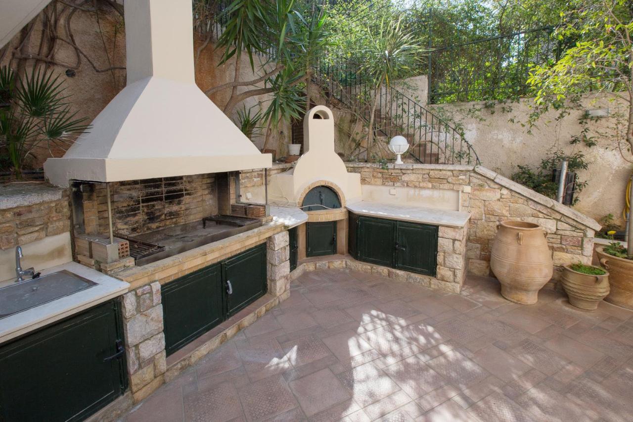 Exceptional Villa In Voula Near The Sea أثينا المظهر الخارجي الصورة