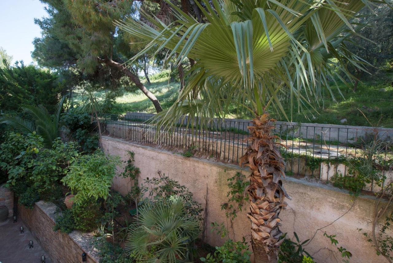 Exceptional Villa In Voula Near The Sea أثينا المظهر الخارجي الصورة