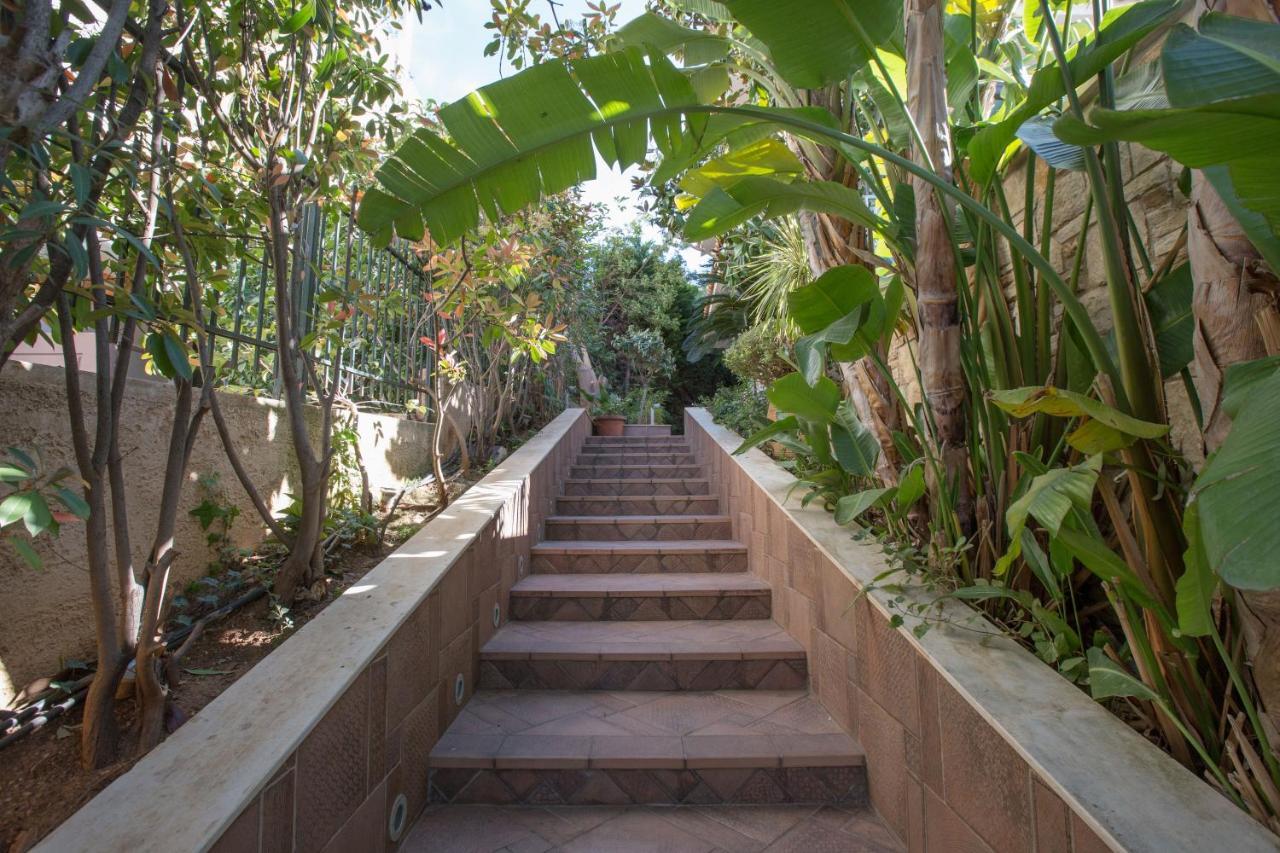 Exceptional Villa In Voula Near The Sea أثينا المظهر الخارجي الصورة