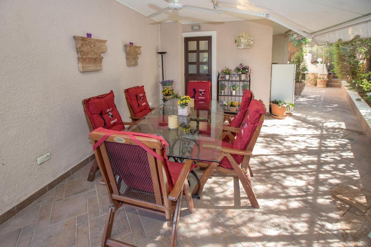 Exceptional Villa In Voula Near The Sea أثينا المظهر الخارجي الصورة